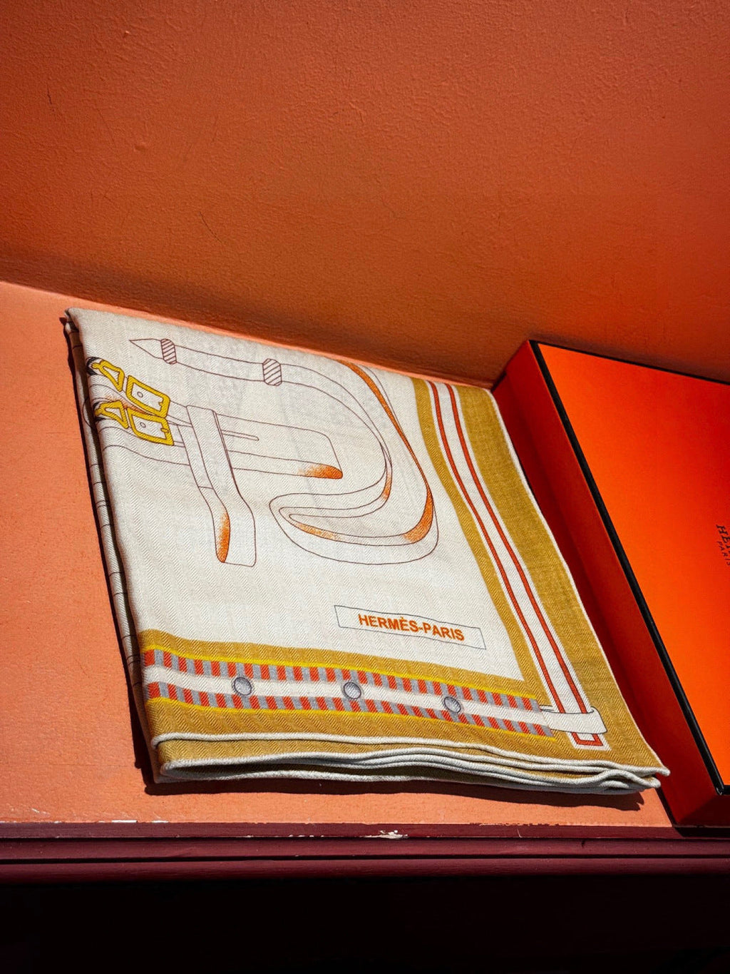 HERMES HERMES 25S SCARF 140 IN SILK CASERE 989481