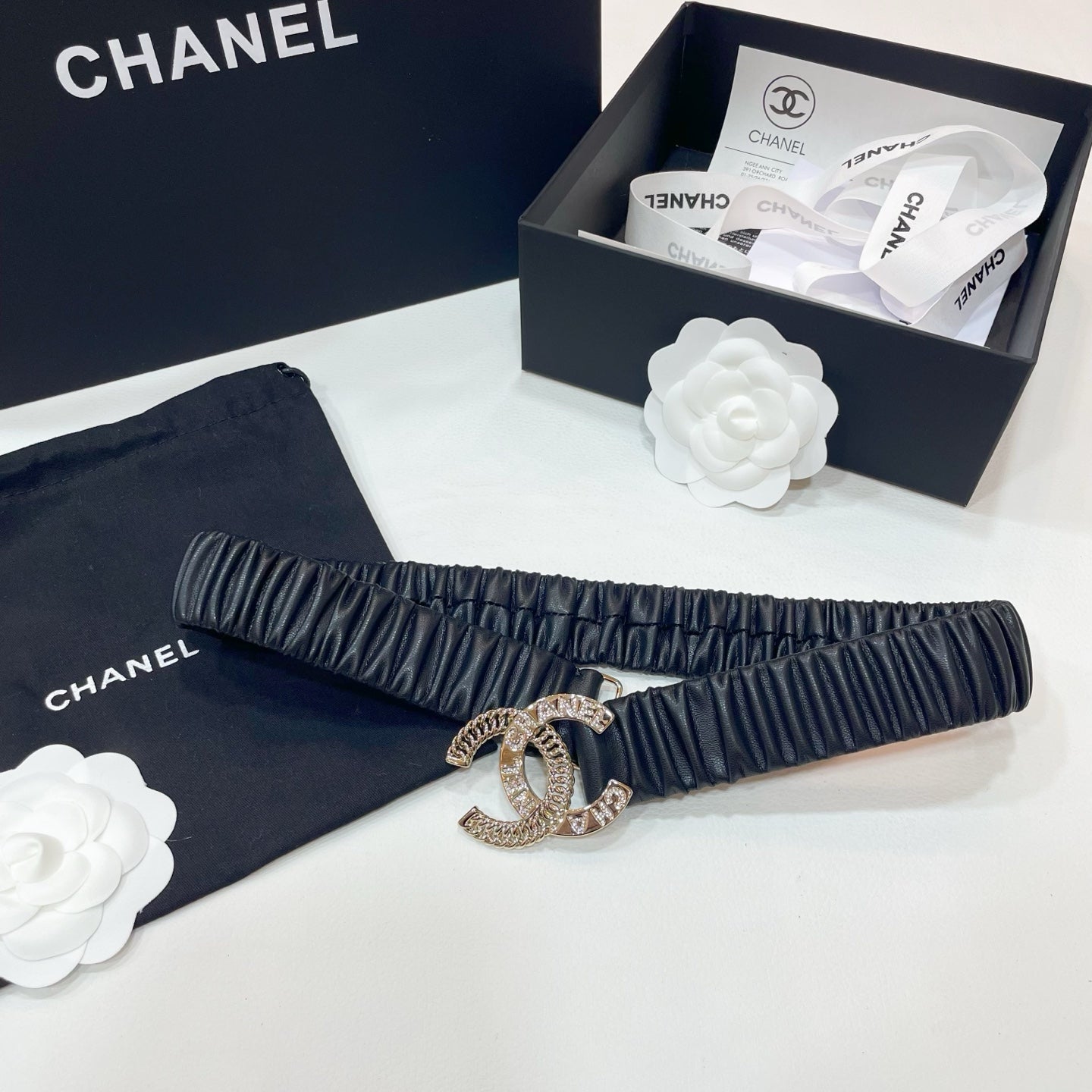 CHANEL DOUBLE 30MM STRETCH BELT IN BLACK CALFSKIN WITH GOLD CHAIN BUCKLE CRYSTAL DETAIL