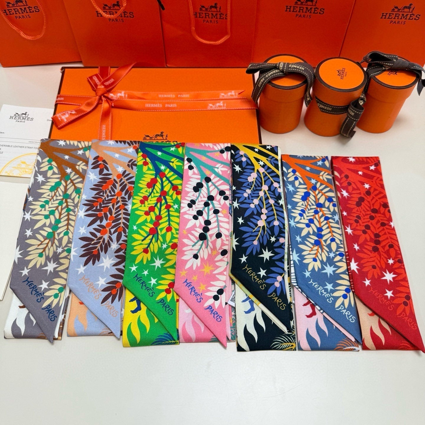 HERMES HERMES 25S SILK NECKERCHIEF 86 IN SILK 714356