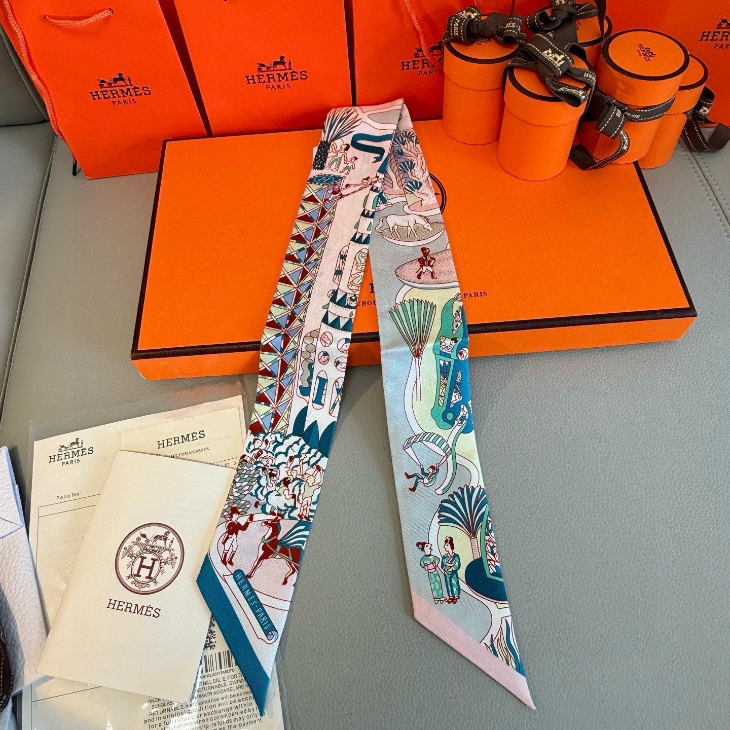 HERMES HERMES 25S SCARF 86 IN SILK 853141