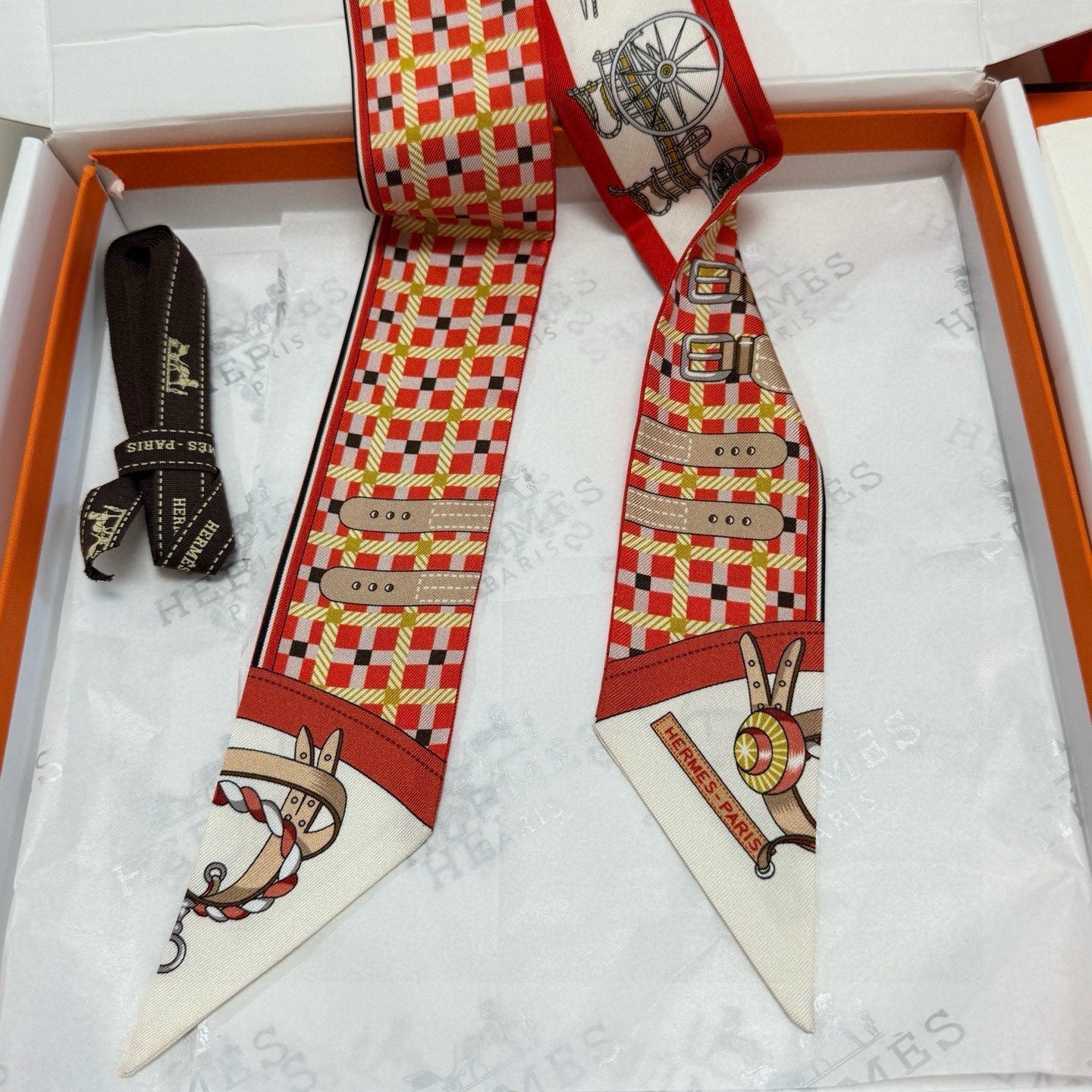 HERMES HERMES 25S SCARF 90 IN SILK 854950