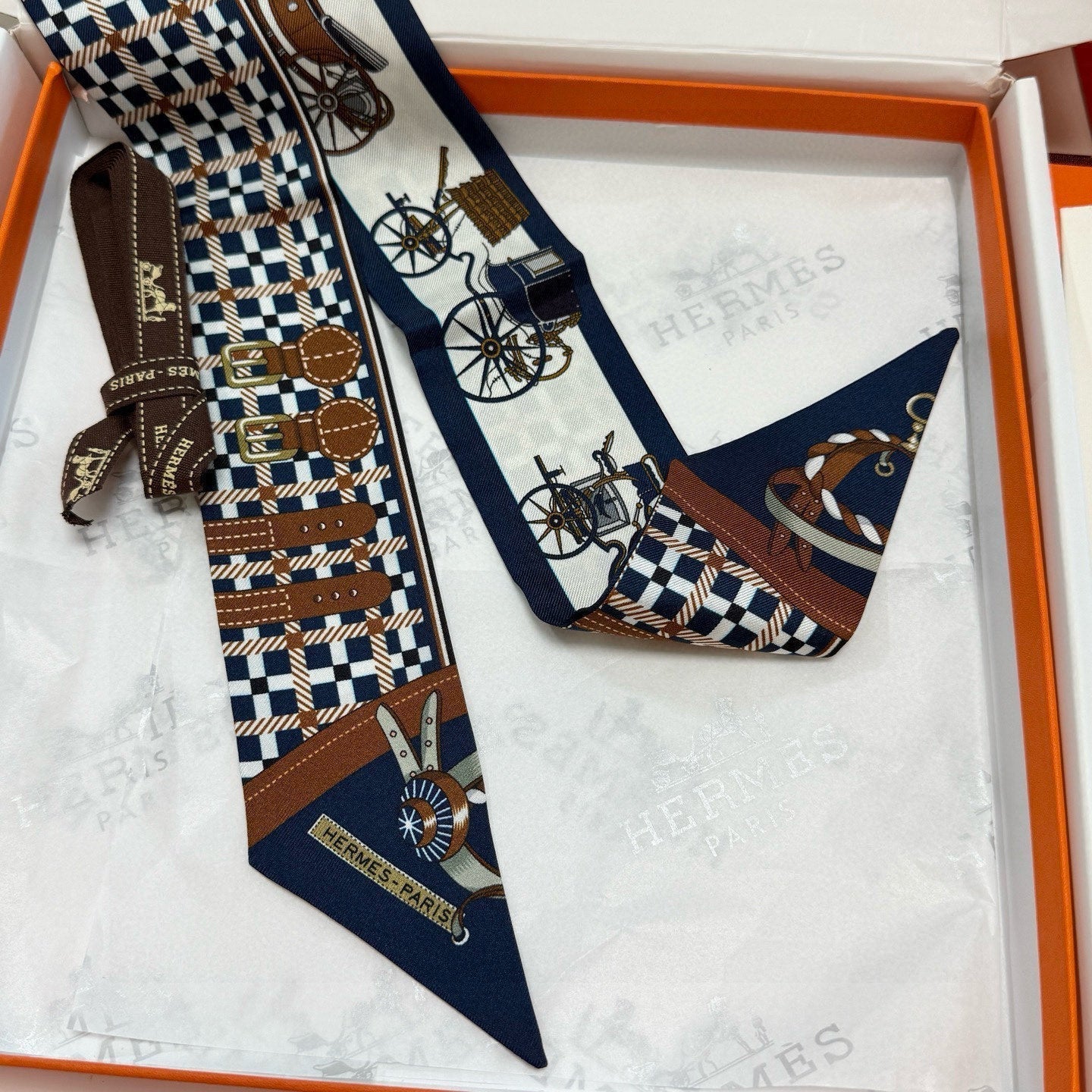 HERMES HERMES 25S SCARF 90 IN SILK 854954
