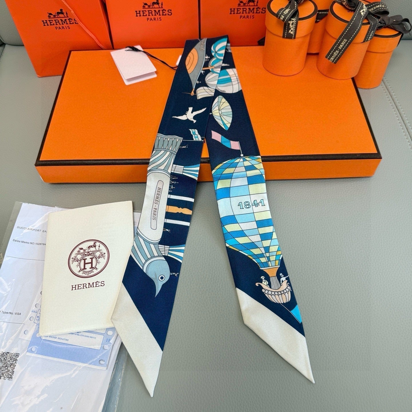 HERMES HERMES 25S NECKERCHIEF 86 IN SILK 991546