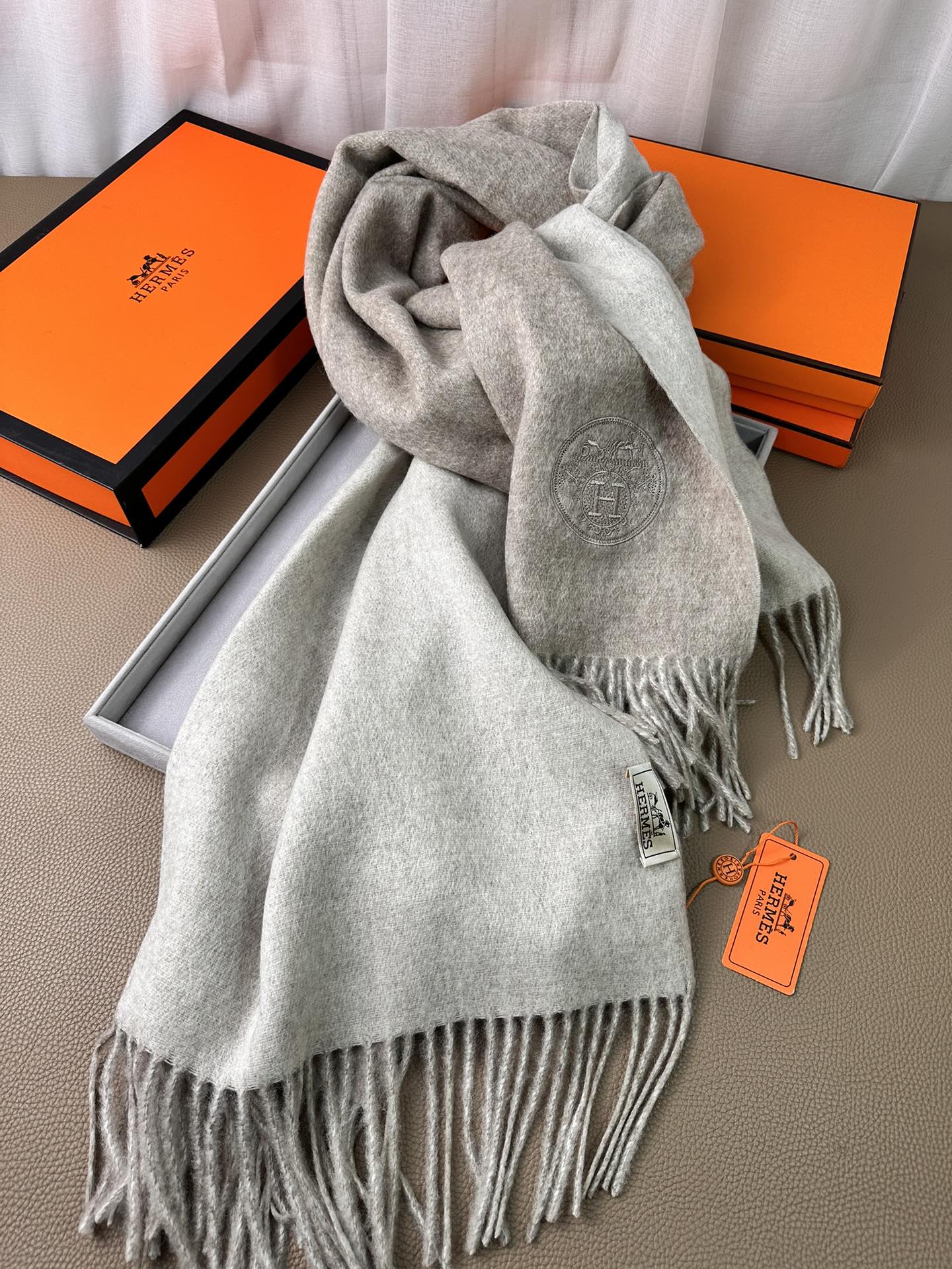 HERMES DOUBLE-FACE SCARF 200 CM IN GREY CASERE
