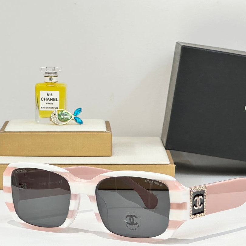 CHANEL RECTANGULAR SUNGLASSES CH4366 IN ACETATE EMBOSSED CRYSTAL