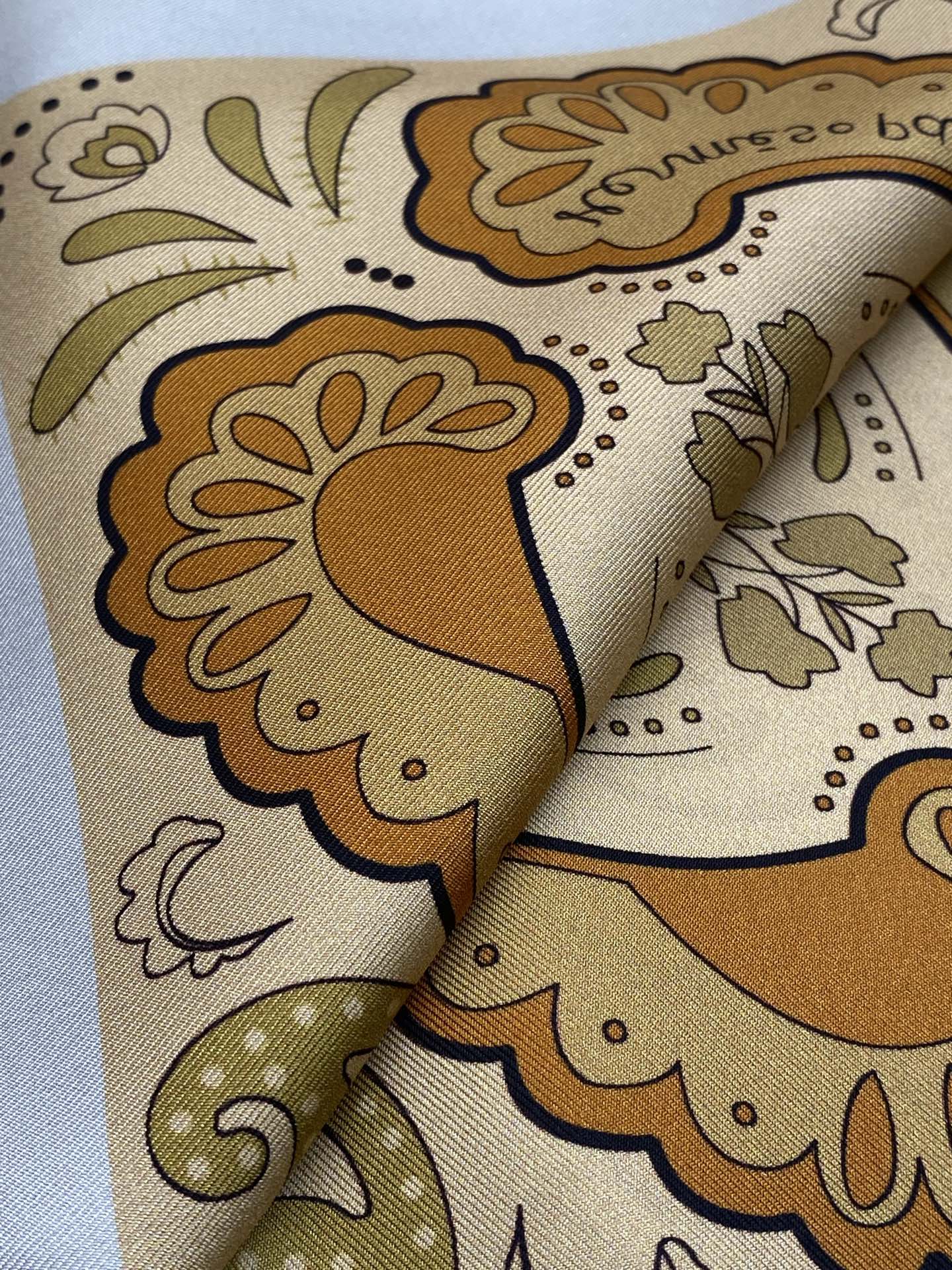 HERMES HERMES 25S SCARF 90 IN SILK 703672