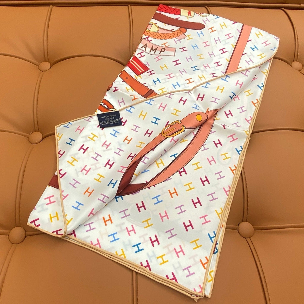 HERMES HERMES 25S SCARF 90 IN SILK 703680