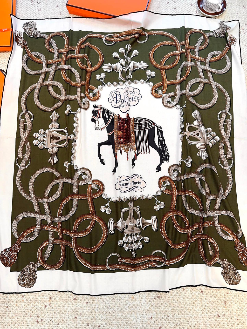 HERMES HERMES 25S SCARF 140 IN CASERE SILK 854538