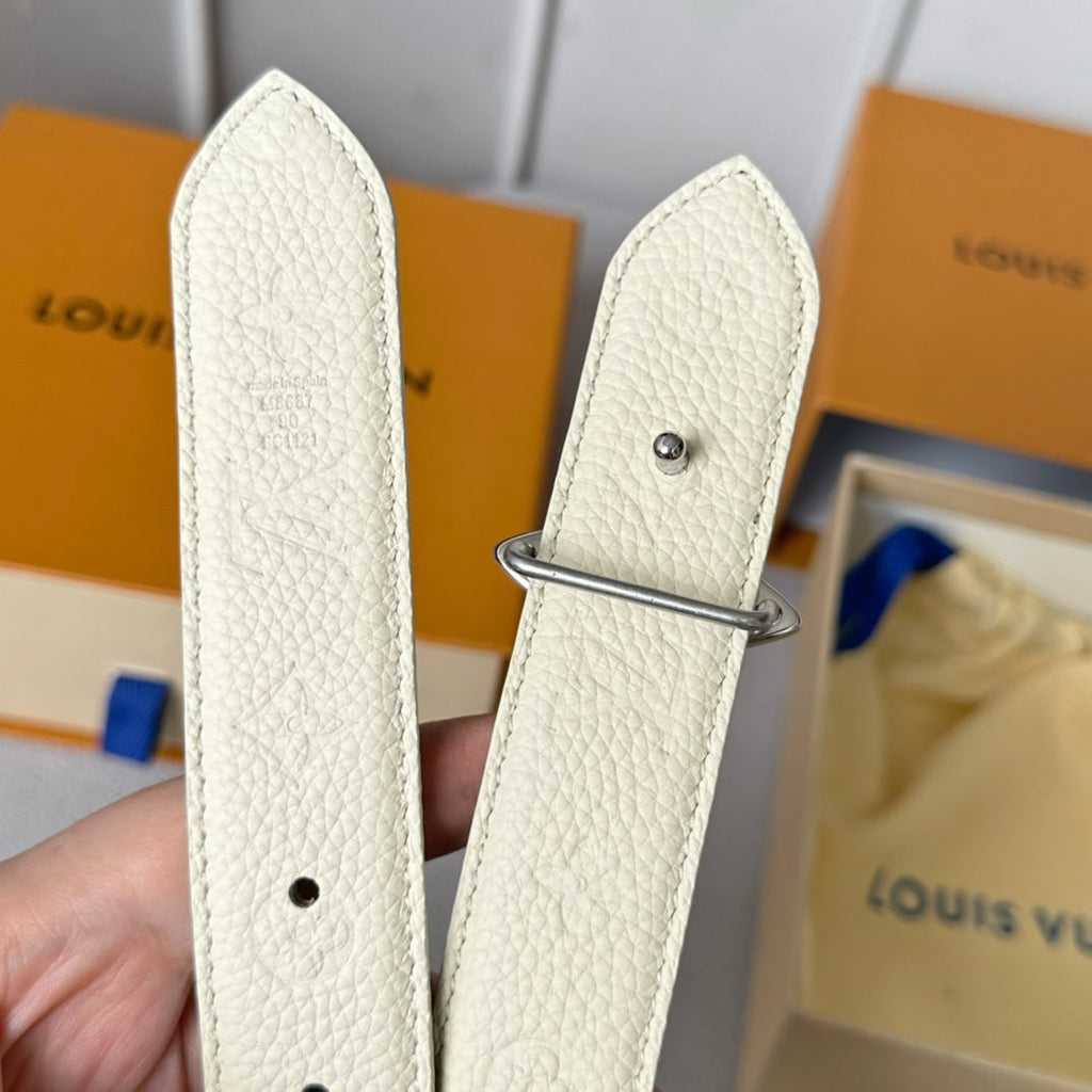 LOUIS VUITTON LV MINI FLOWERGRAM 30MM REVERSIBLE BELT IN WHITE EMBOSSED CALFSKIN SILVER HARDWARE