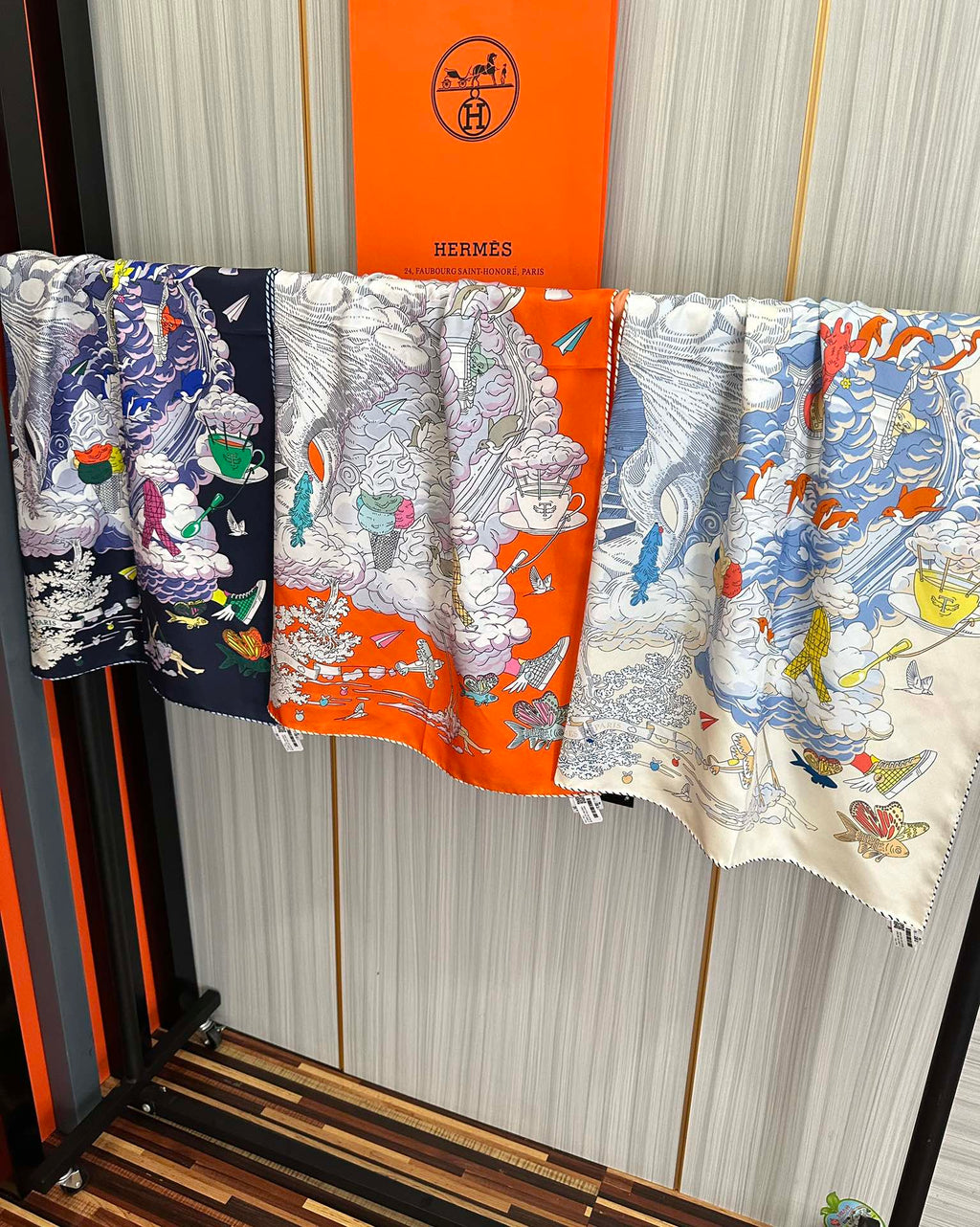 HERMES HERMES 25S SCARF 90 IN SILK 724703