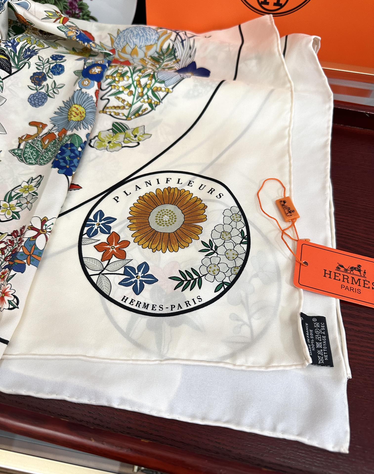 HERMES HERMES 25S SCARF 90 IN SILK 735732