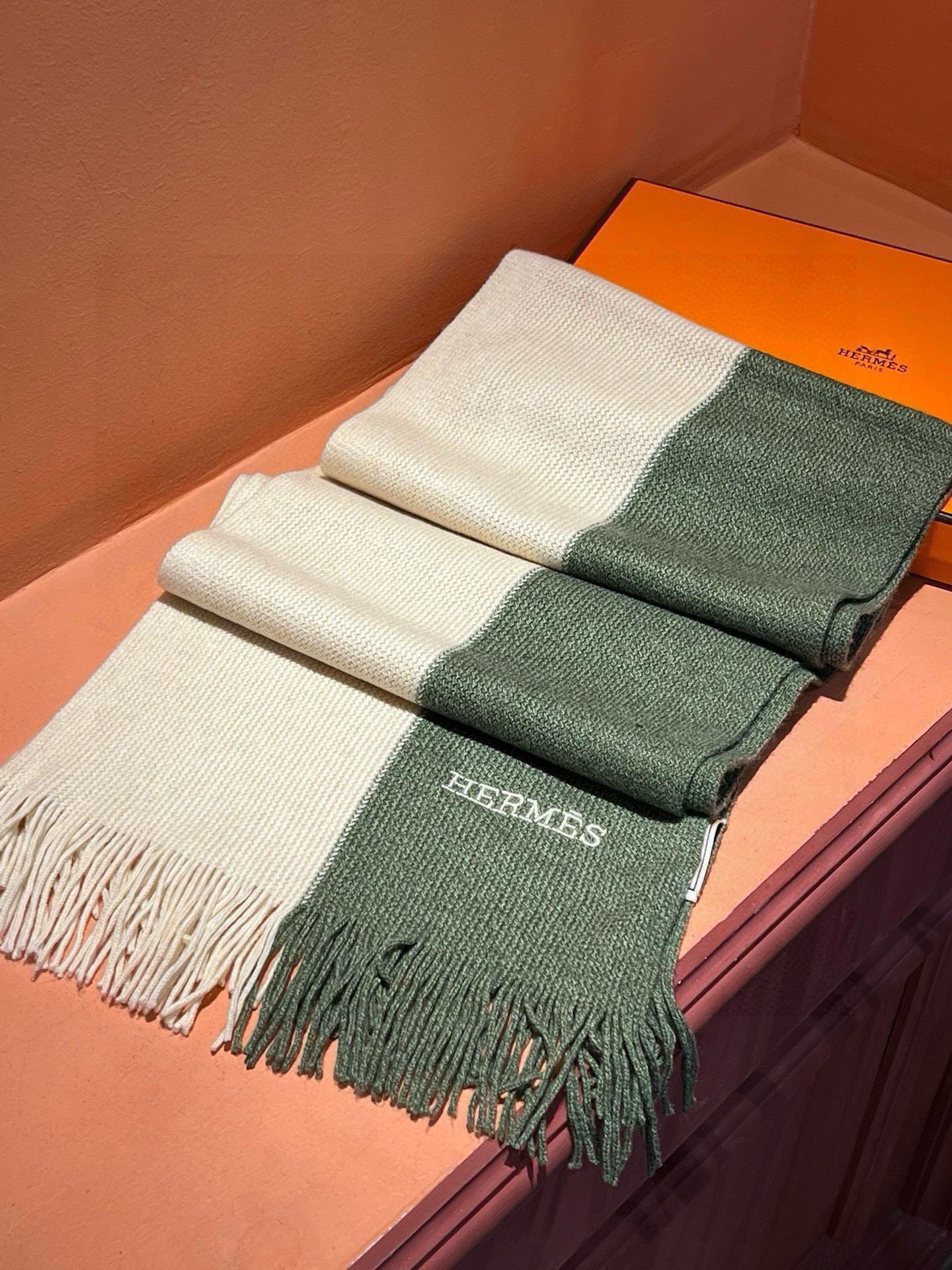 HERMES HIGH-END SCARF 180 IN MOSS GREEN MIX BEIGE CASERE