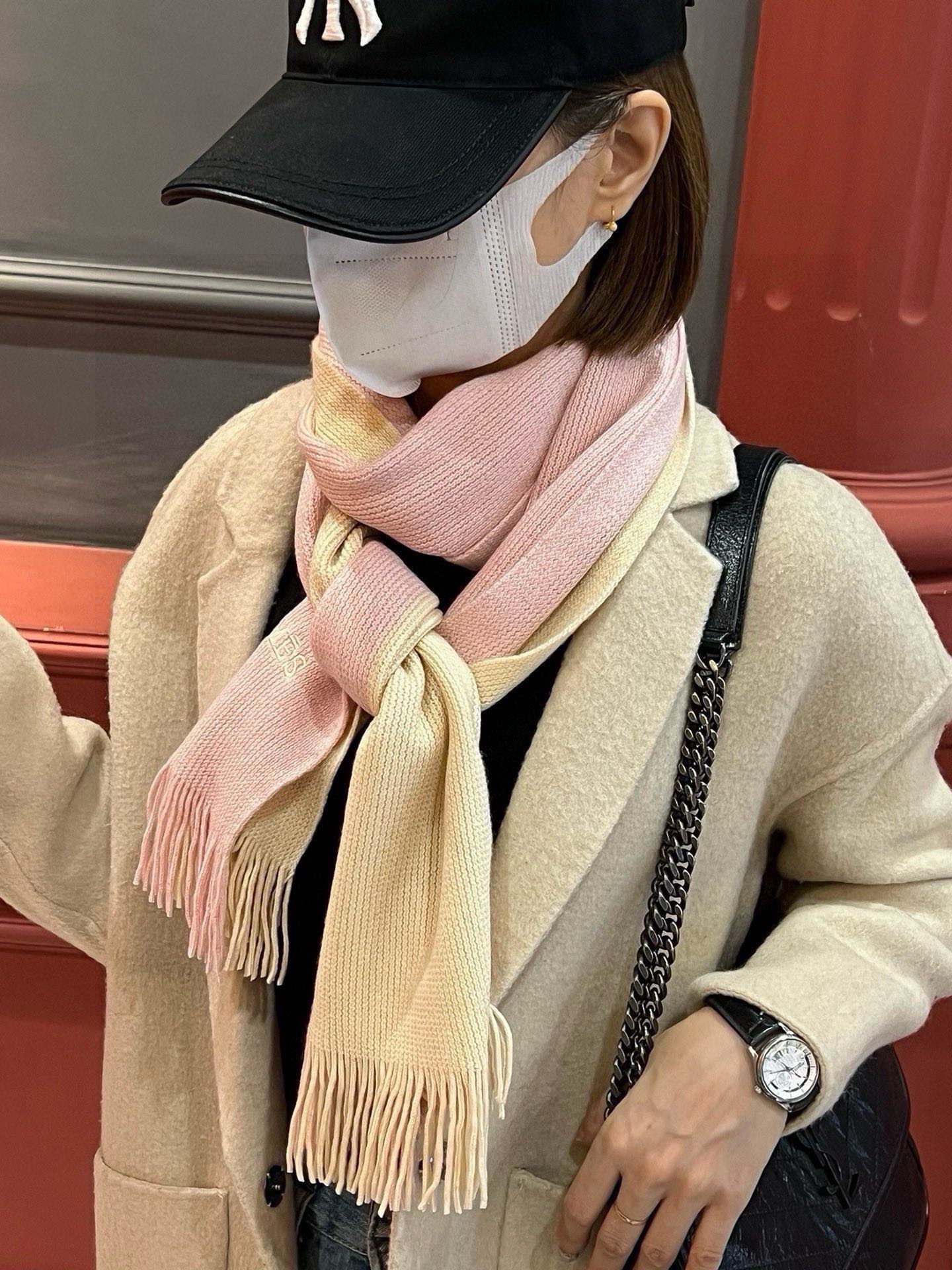 HERMES HIGH-END SCARF 180 IN LIGHT PINK MIX BEIGE CASERE