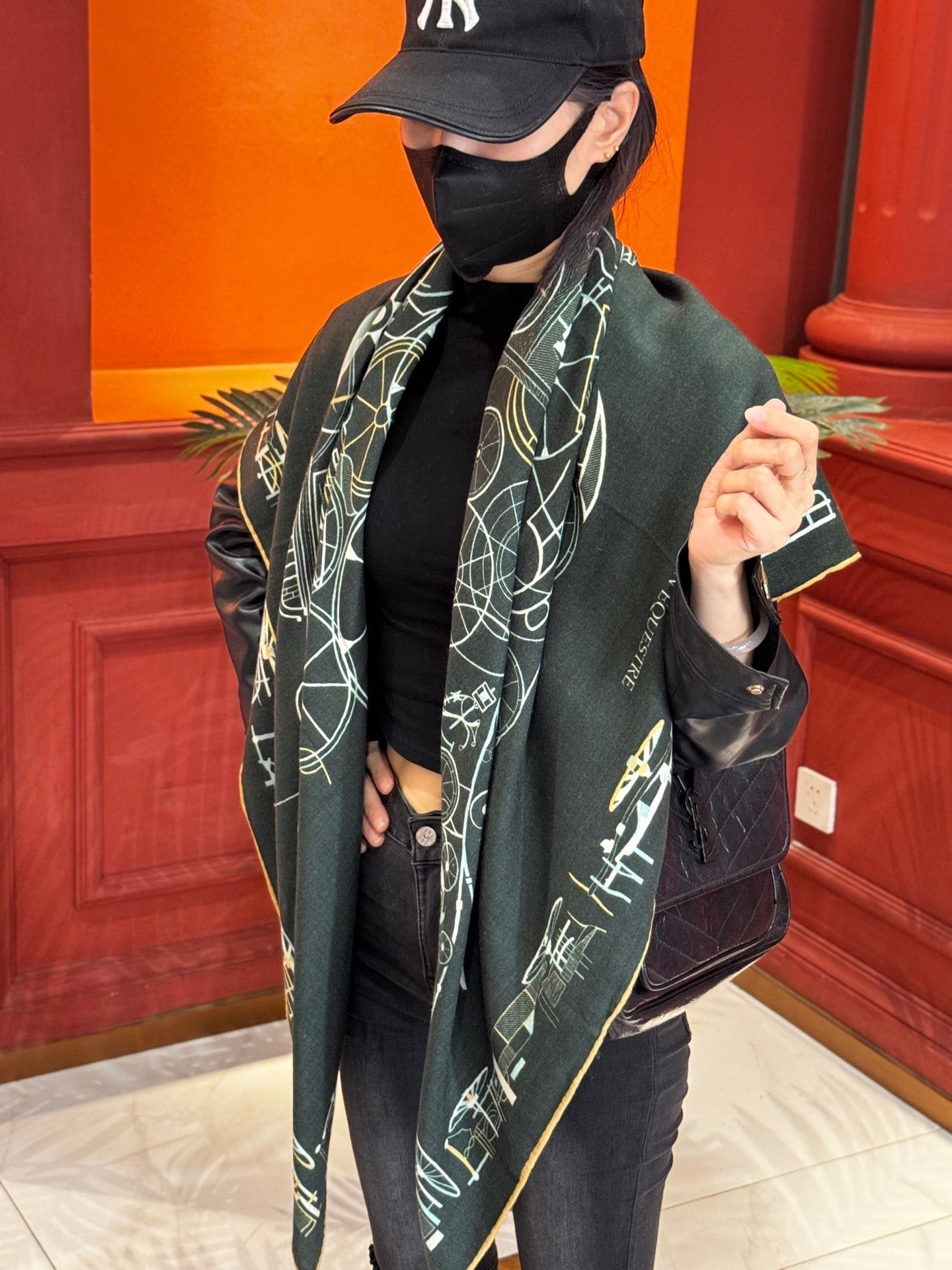 HERMES HERMES 25S SCARF 140 IN CASERE SILK 727320