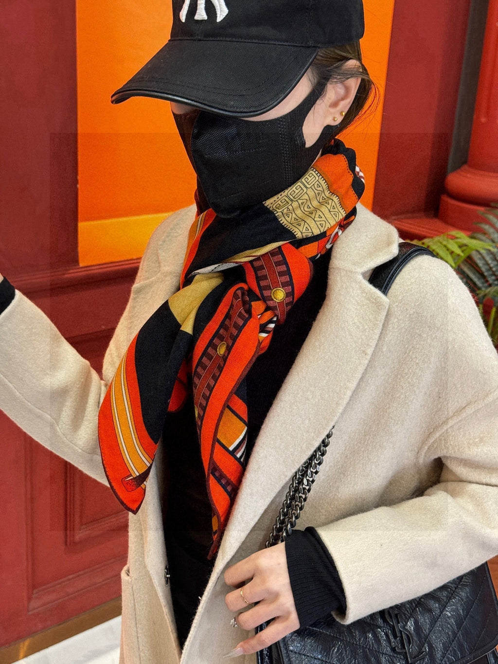 HERMES HERMES 25S SCARF 140 IN SILK AND CASERE 735807