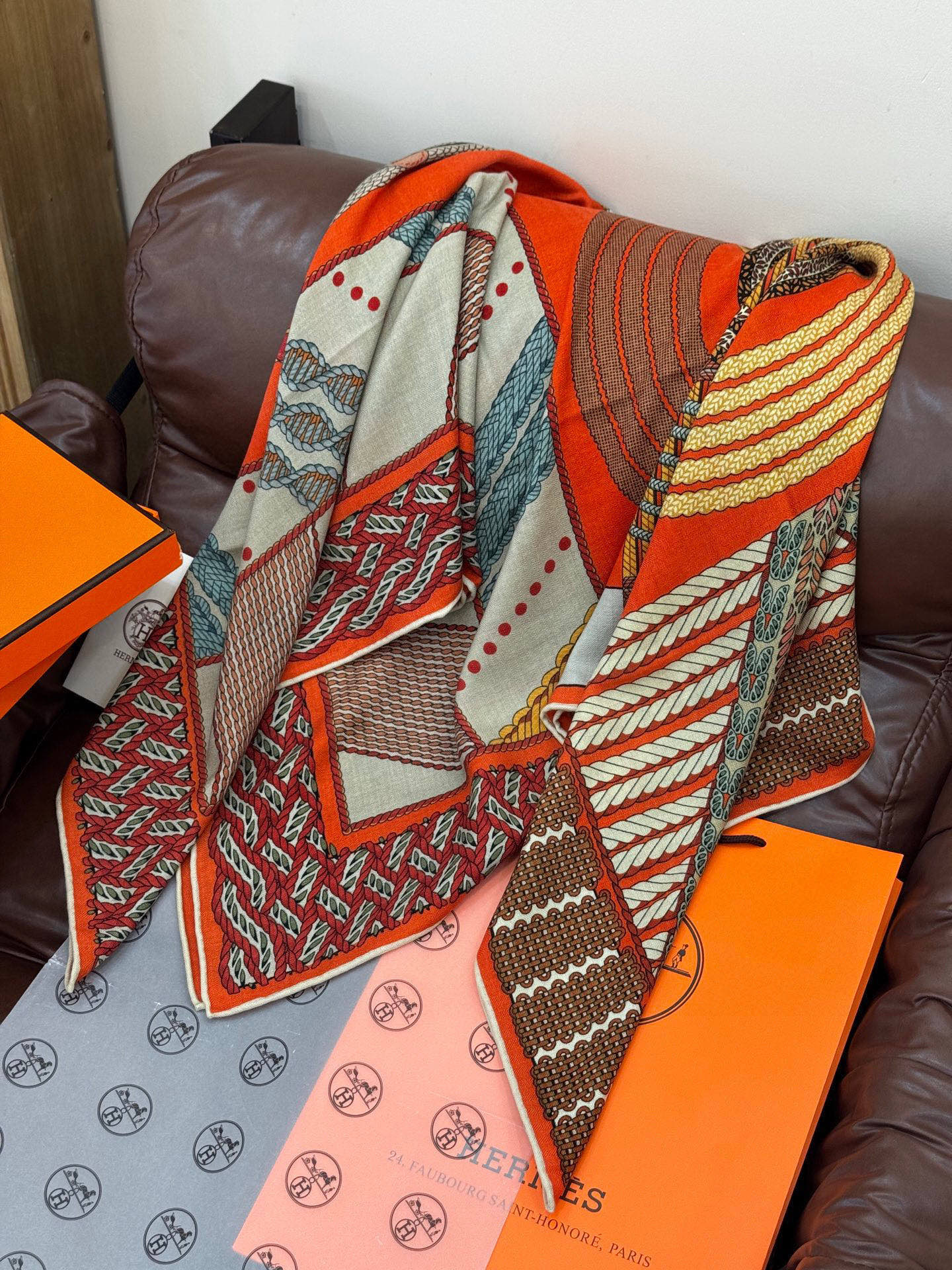 HERMES HERMES 25S SCARF 140 IN SILK 854806