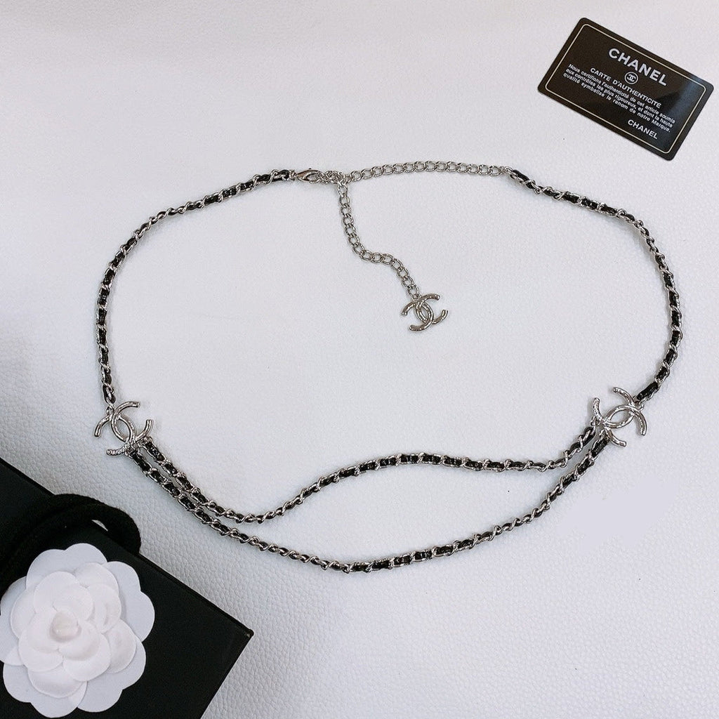 CHANEL CHAIN BELT IN SILVER METAL INTERWOVEN WITH CALFSKIN STRAPS